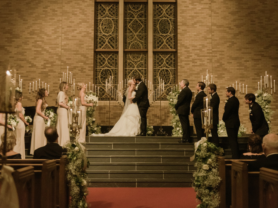 Sarah & Davis’s New Years Eve Wedding | Photo | Chattanooga Wedding Venues