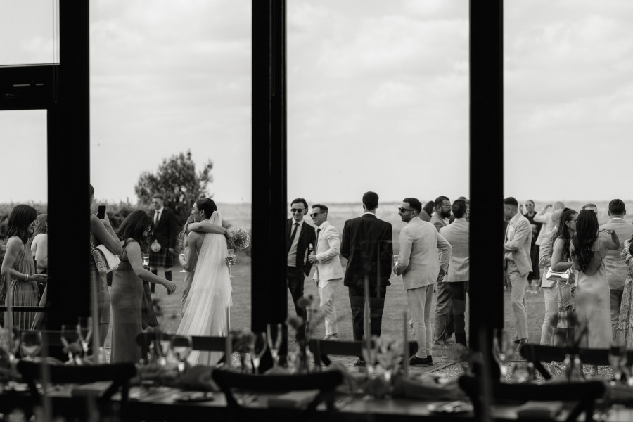 Cozy Wedding at Primrose Hill Farm | Interview with the real bride about planning, finding the dress and coping with anxiety