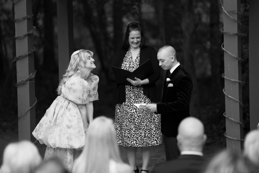 Dollhouse inspired wedding | Interview with the real bride about planning, finding outfits and coping with stress