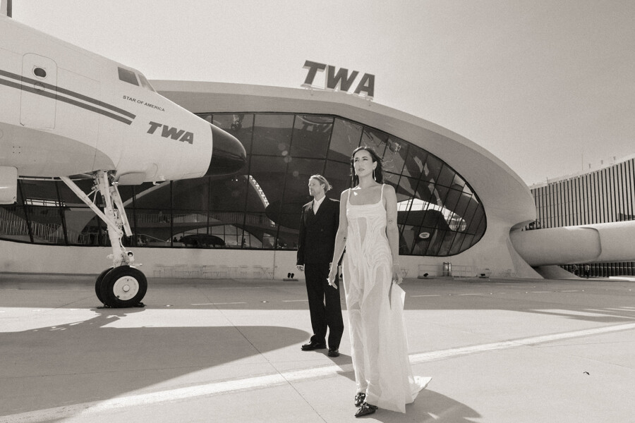 A Vibrant 60's Inspired Wedding in New York City | Real Wedding: Jessi & Joe