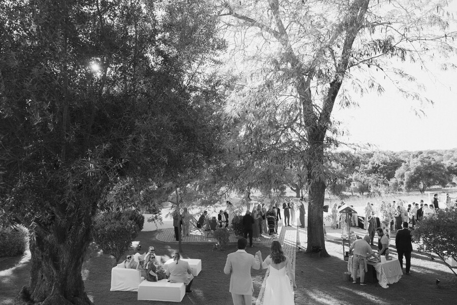 A Vibrant and Playful Wedding Under the Portuguese Sun