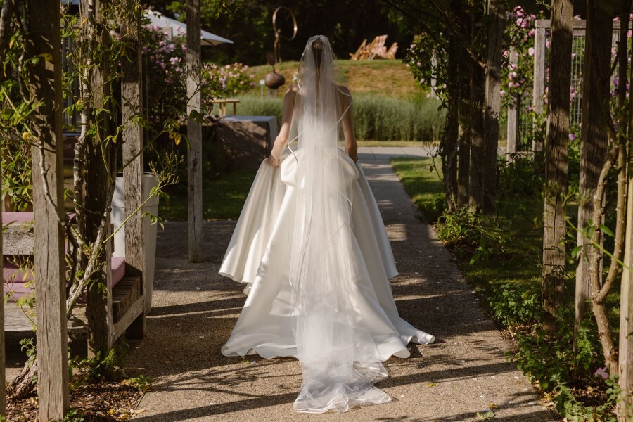 Real Wedding: Imogen & James