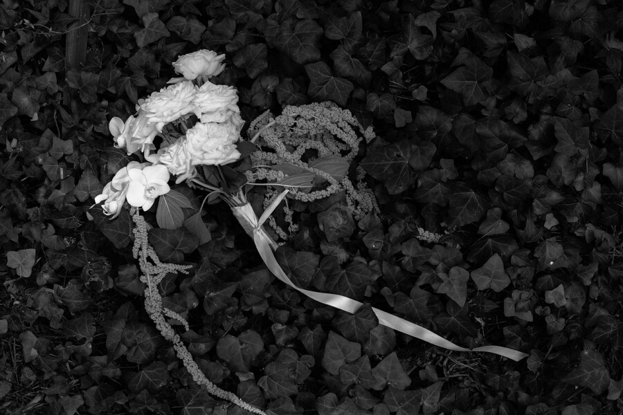 A Beautiful Wedding with Traditional Elements and Elegant Decor