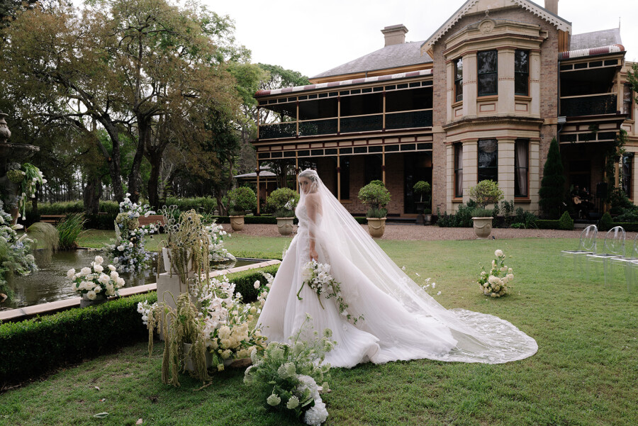 Beautiful and Romantic Wedding in Hunter Valley