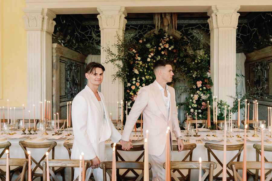 An Enchanting Manor Wedding in the English Countryside