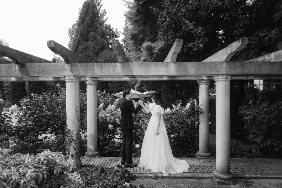An Enchanting Wedding Amongst a Classic Manor Garden