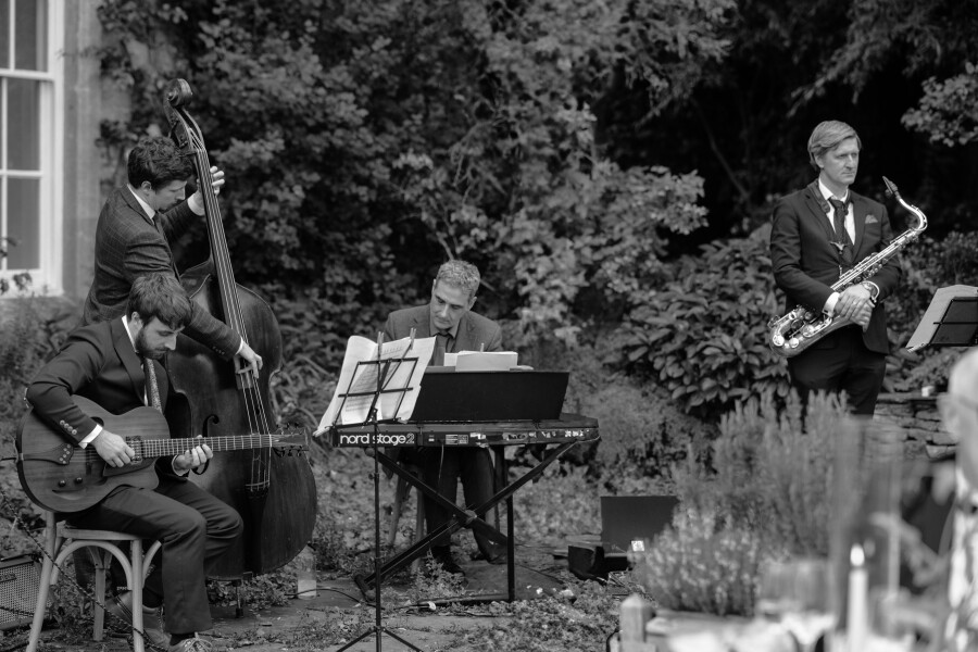 A Colorful Wedding Amongst the Costwolds Countryside