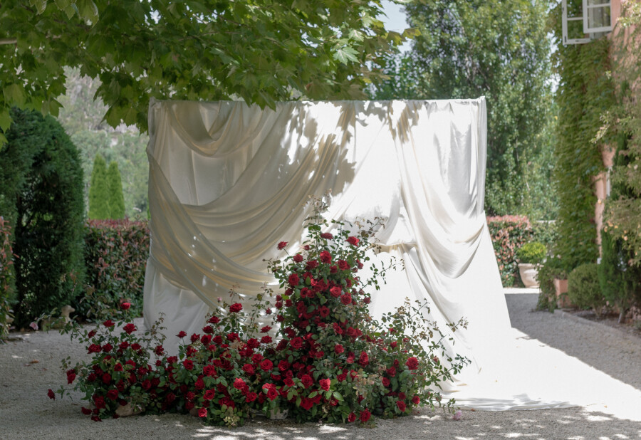 A Romantic Garden Affair in the Australian Countryside