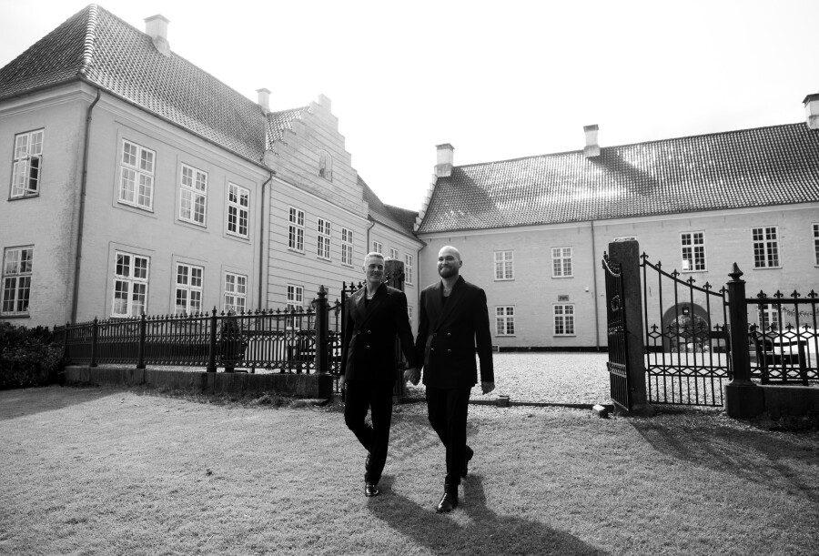 An Elegant Danish Castle Wedding with Modern Art Installations