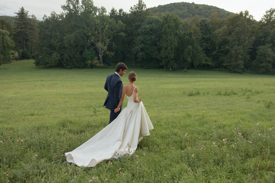 Influencer Ella McFadin’s French Château Wedding Was an Editorial Take on Countryside Elegance