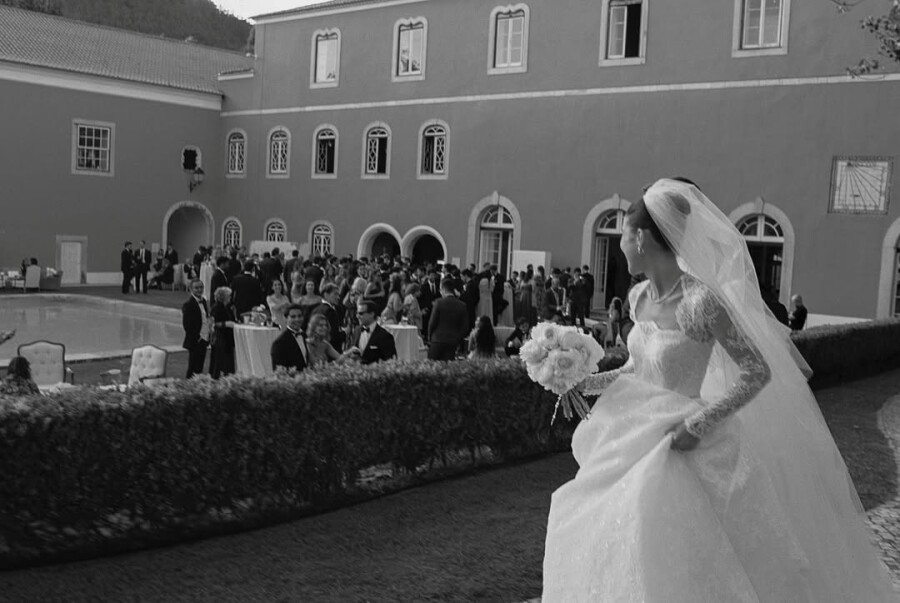 Behind The Lens: Inside the Artistry of Wedding Photographer Alice Vicente