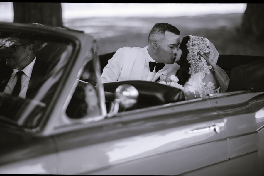 An Intimate & Enchanting Wedding Amongst the Rutherglen Vineyards