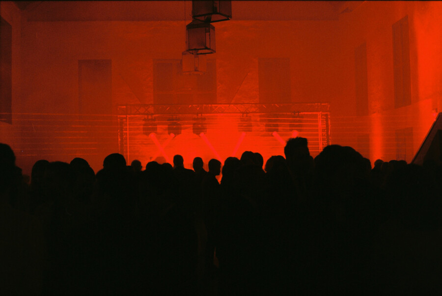 A Designer's Garden Wedding in the Heart of Valencia