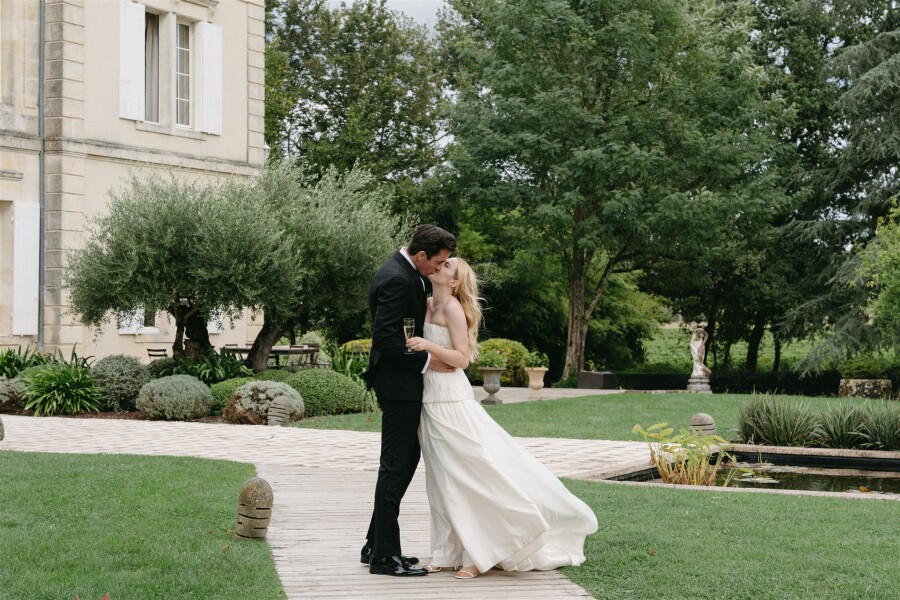 A Dreamy Château Wedding in France's Bordeaux Countryside