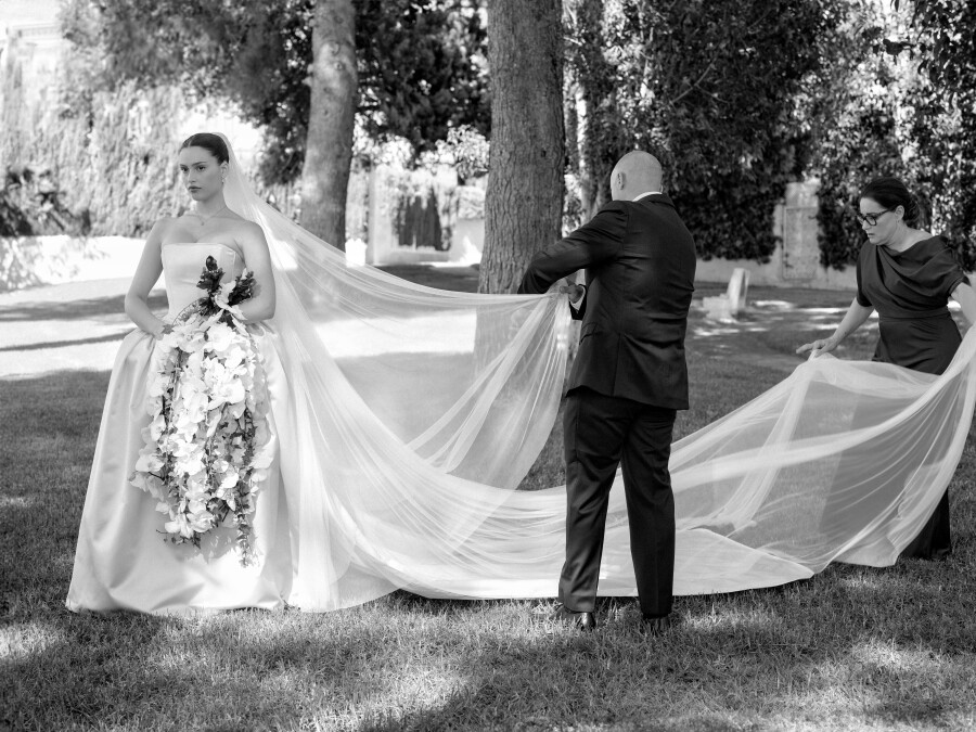 A Designer's Garden Wedding in the Heart of Valencia