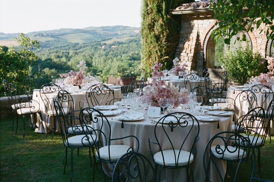 A Danielle Frankel Bride’s Tuscan Wedding in a Medieval Castle