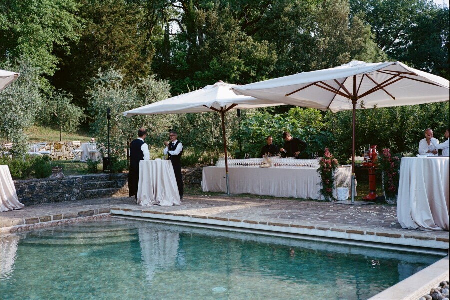 A Danielle Frankel Bride’s Tuscan Wedding in a Medieval Castle
