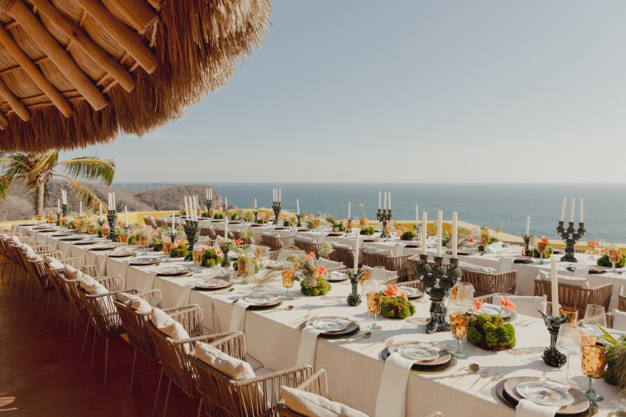 This Annie’s Ibiza Bride Said "I Do" in Careyes, Where Bold Architecture Meets Cinematic Ocean Vistas