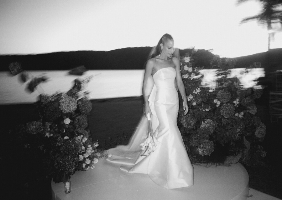 A Blooming Vintage-Inspired Wedding on Palm Beach’s Waterfront