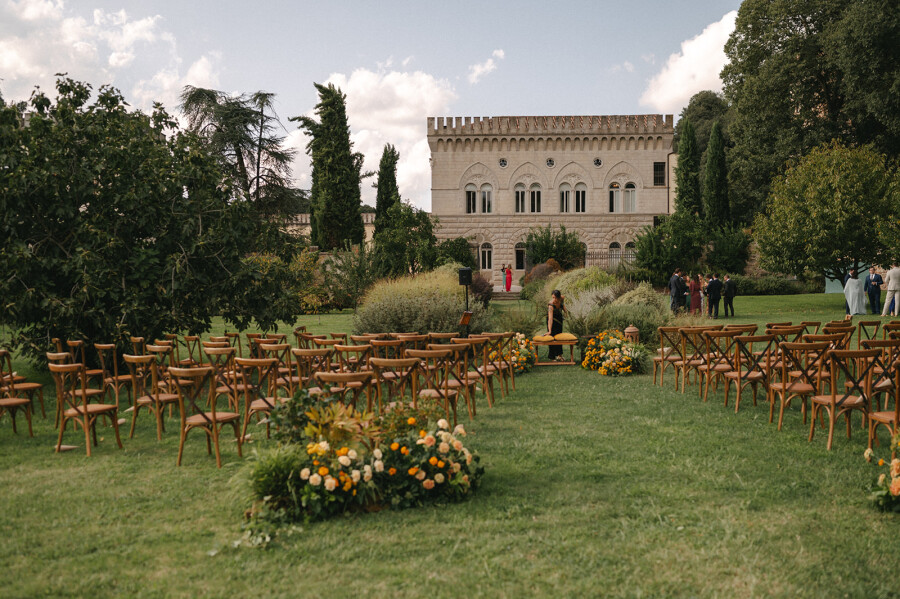 A Golden Wedding at a Storybook Castle Just Outside Venice, Italy
