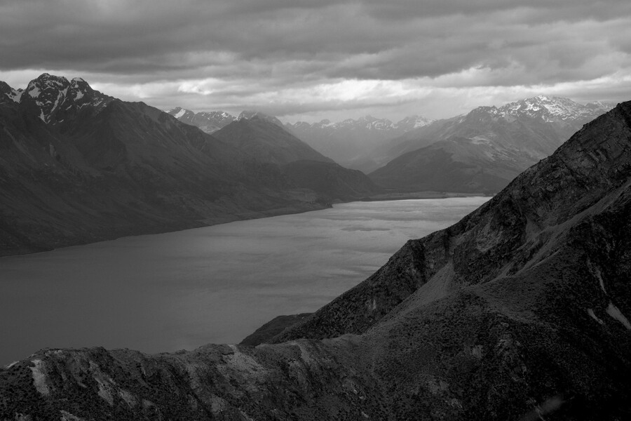 A High-End Wedding Amongst New Zealand's Cinematic Mountains