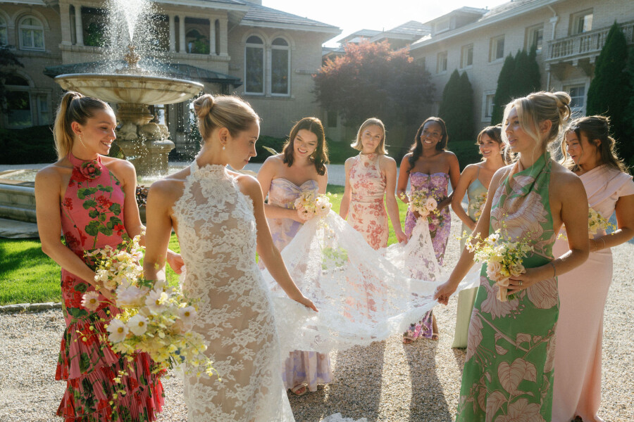 A Colorful & Relaxed Vintage Celebration in The Berkshires