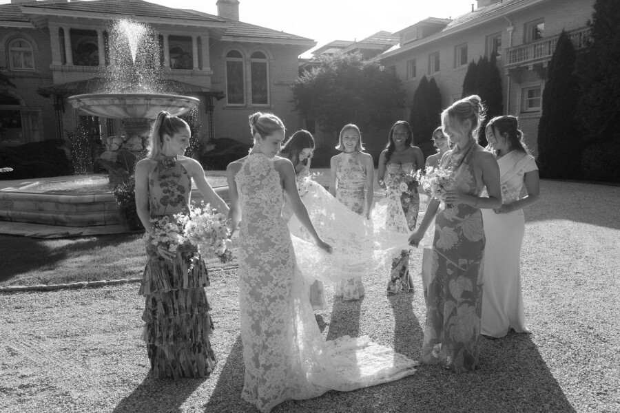 A Colorful & Relaxed Vintage Celebration in The Berkshires