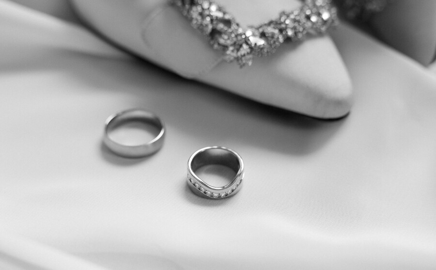 An Chic Buttercream Garden Wedding in Colorado