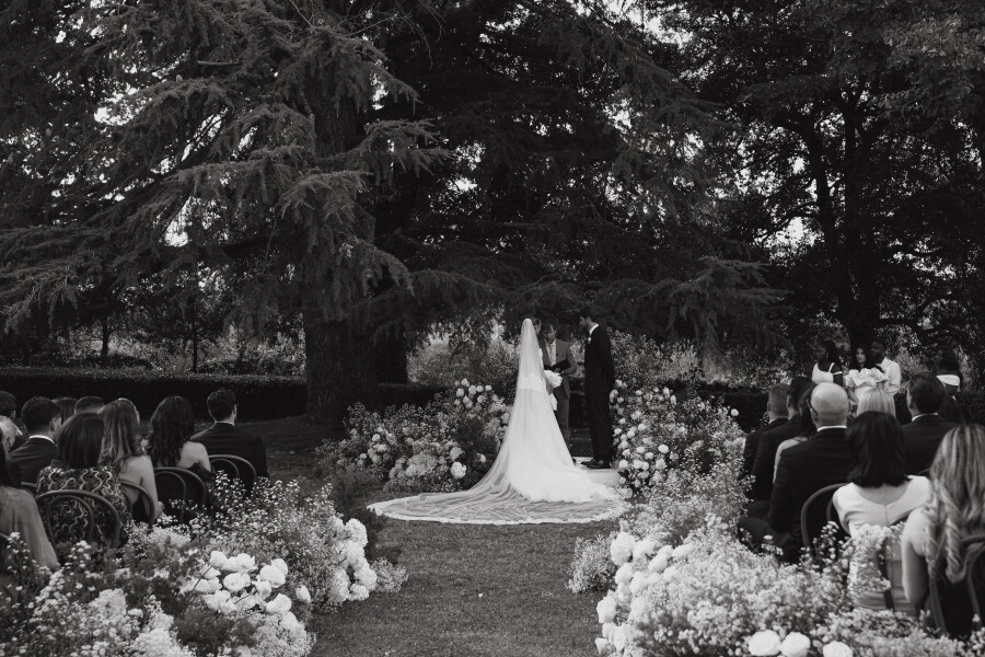 Influencer Angela Caloisi’s Tuscan Villa Wedding Was the Epitome of Cinematic Elegance