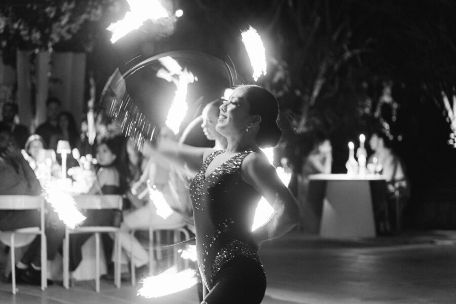 A Celestial-Inspired Welcome Party under a Lunar Eclipse in Cabo