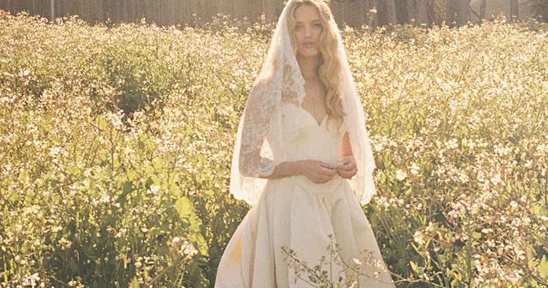 10 Wedding Dress Shopping Mistakes Brides Make (and How to Avoid Them)