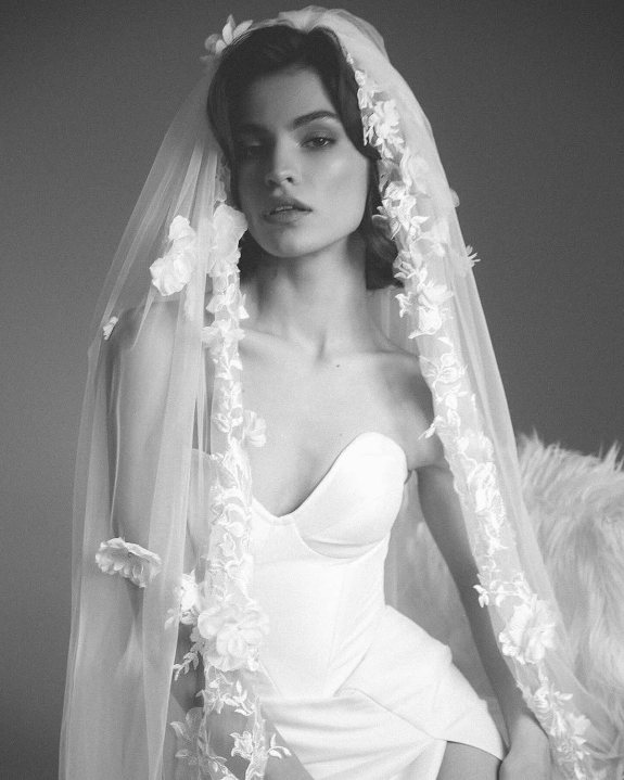 The Best Bridal Hairstyles to Wear with a Veil