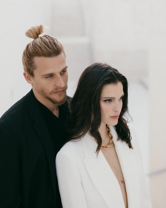 Pros and Cons of A Destination Wedding