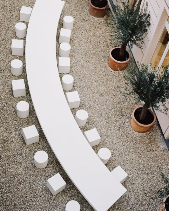 30 Fresh Ideas for Unique Aisle and Ceremony Seating