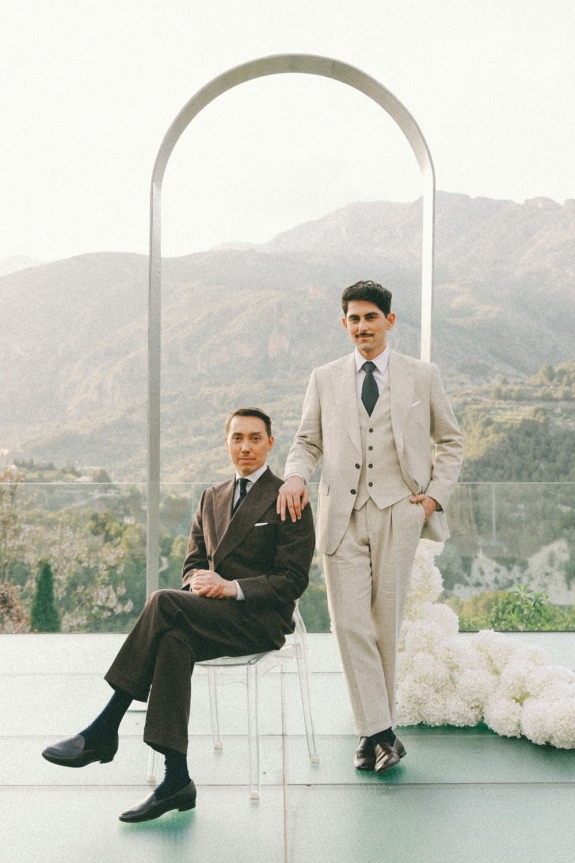 A Vintage-Infused Verona Wedding Dripping With Roses, Silk & Italian Romance