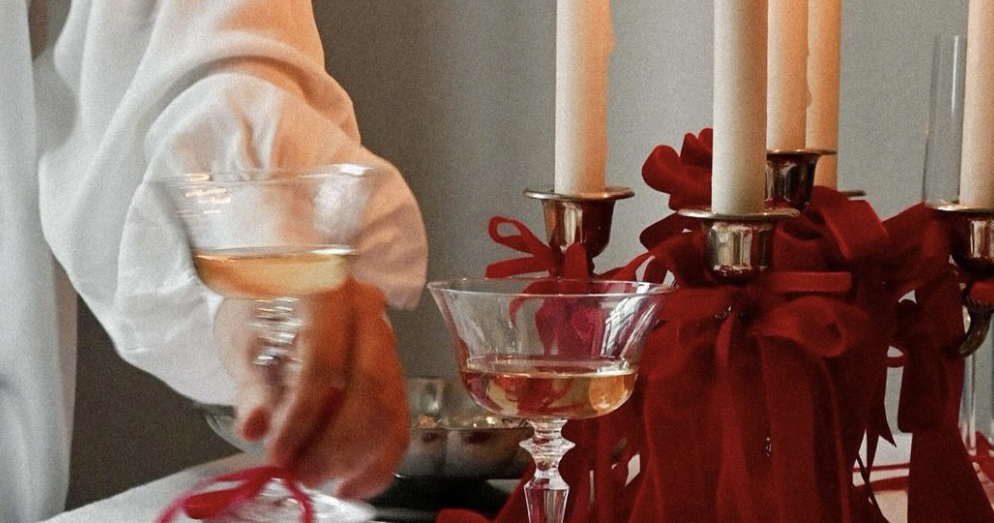 It's House Parties Season: Christmas Tables Trends