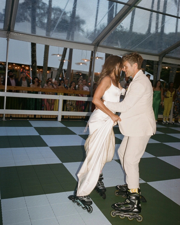 Vintage Style Wedding on a Ranch | Aly and Tommy's 80's Themed Wedding