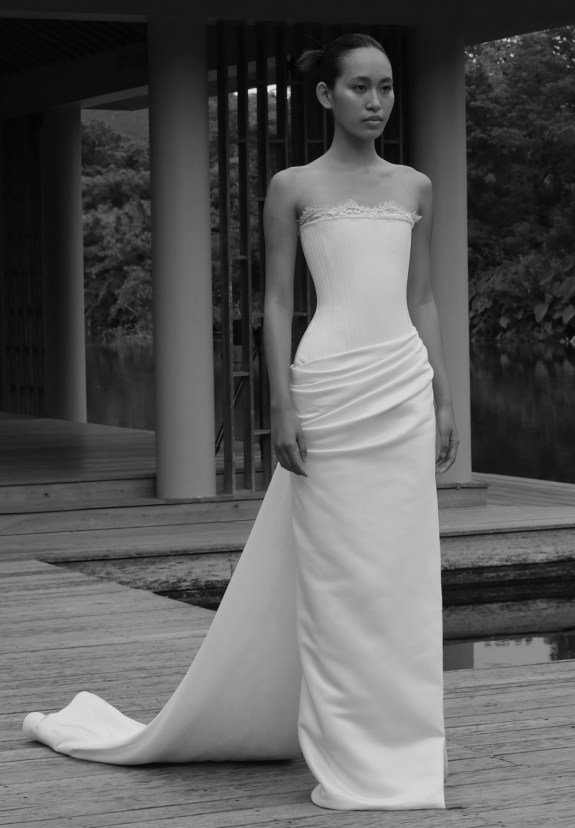 18 Chic Statuesque Bridal Dresses from the Fall '26 Season
