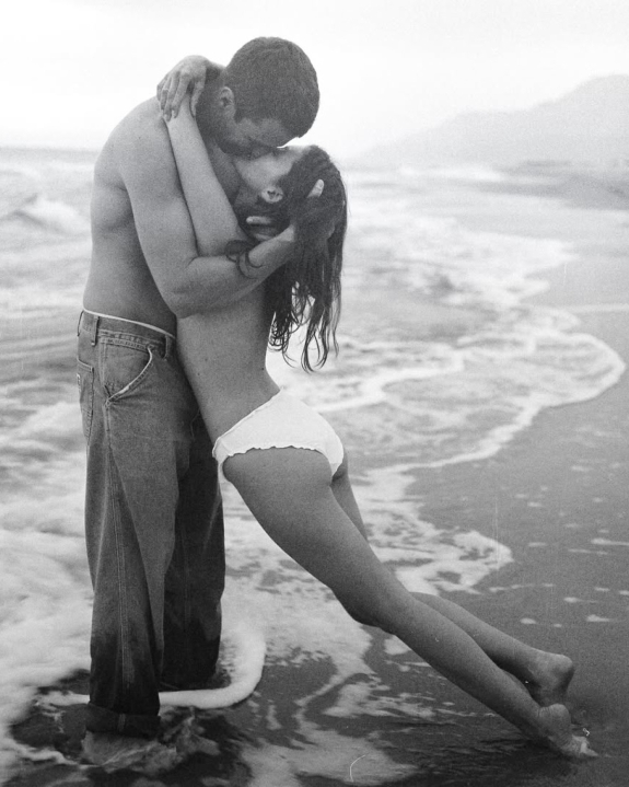 100 Questions to Spark Intimacy and Connection in Your Relationship