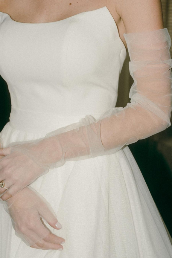 How to Look Your Best in Wedding Photos?