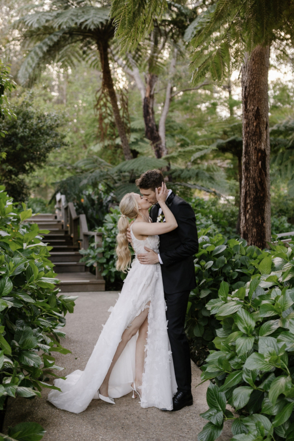 Ellie and David’s Romantic Garden Wedding at Aravina Estate | Photos | Winery Wedding in Australia Inspiration