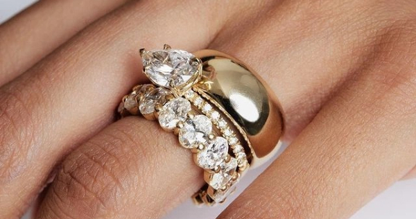 How to Perfectly Pair Your Wedding Band and Engagement Ring: Expert Tips & Trends