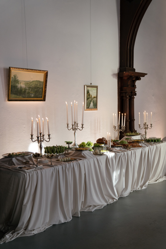 A Joyful Celebration in the Golden Rolling Hills of Tuscany