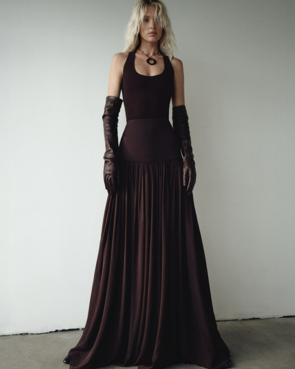 Can I Wear Black to a Wedding? 7 Key Things to Consider