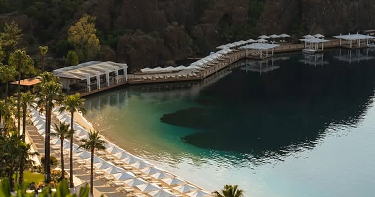 16 Most Stunning Beach Wedding Venues Around the World