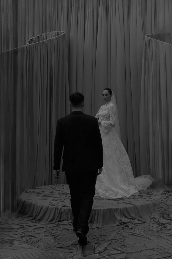 11 Essential Tips to Make the Most of Working with a Wedding Content Creator