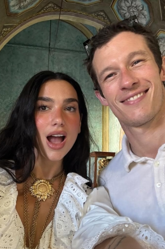 12 Celebrity Meet-Cute Stories That Totally Melt Our Hearts