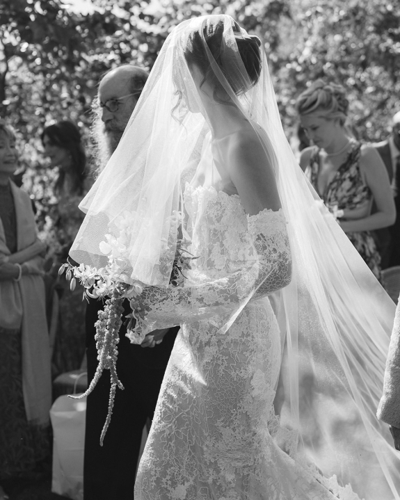 Wedding Story Under the Palm Trees in Australia | Real Wedding: Grace & Josh