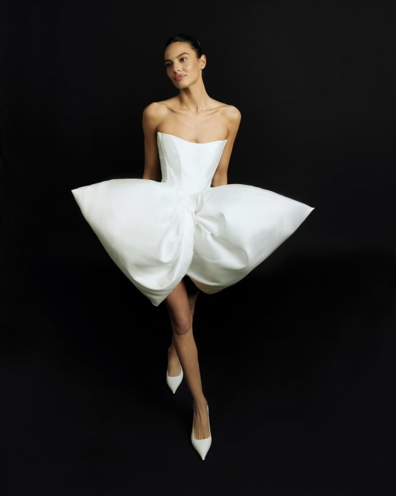 Trend: Neck Scarf Bridal