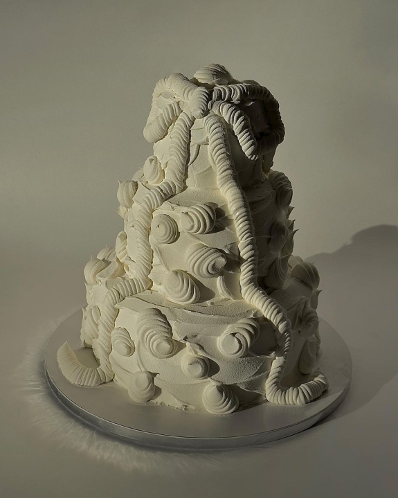 Pink Wedding Cake & Dessert Ideas